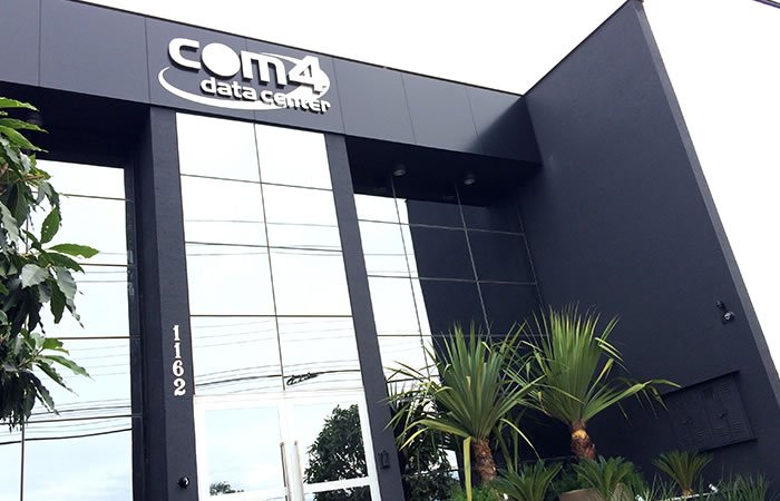 Fachada em ACM Comercial